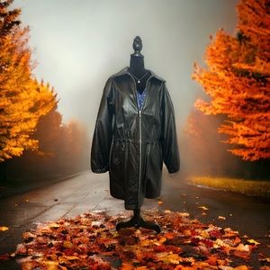 VGUC women’s leather jacket